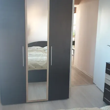 апартамент ален мак Apartment *